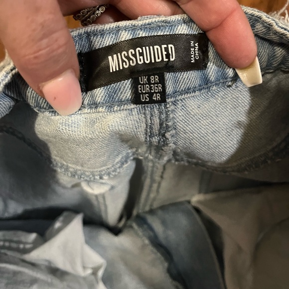 Misguided Mom Jeans Size 4 - Picture 5 of 6